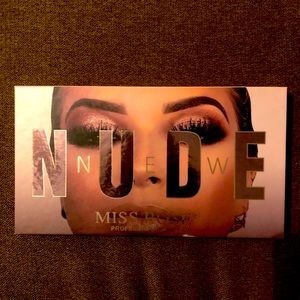 The New Nude High quality Eyeshadow Palette